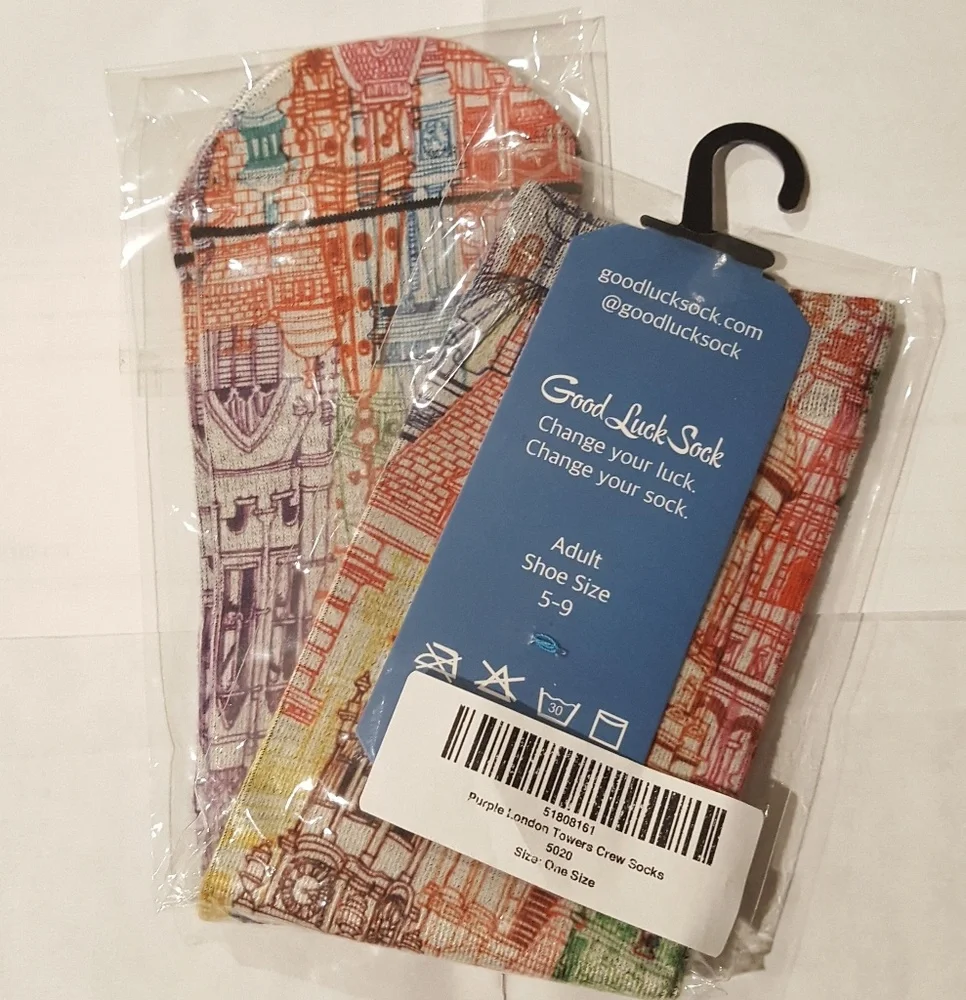 GOOD LUCK LONDON ENGLAND SOCKS FUN MODERN COOL ABSTRACT ART NWT